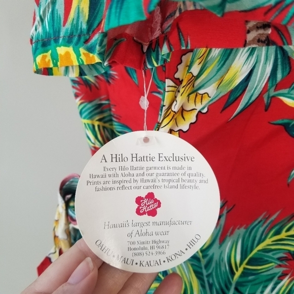 NWT Hilo Hattie Red Tropical Pineapple Print Hawaiian Wrap Dress Size M - Picture 14 of 14
